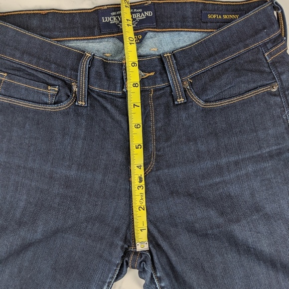 Lucky Brand Skinny Dark Wash Jeans - 8 - Picture 5 of 8